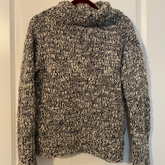RW&Co chunky knit sweater - Picture 1 of 3